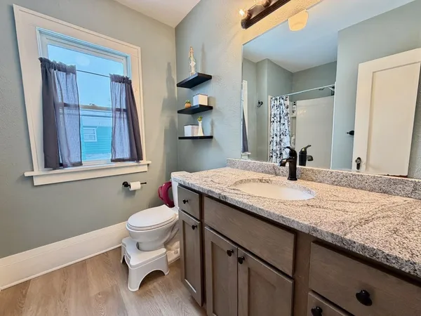 $239,000 | 817 West Lincoln Avenue, Fergus Falls, MN 56537