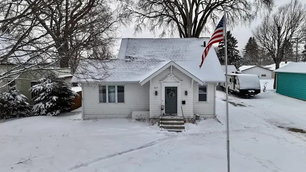 $239,000 | 817 West Lincoln Avenue, Fergus Falls, MN 56537