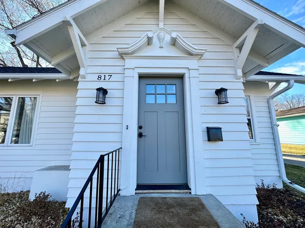 $239,000 | 817 West Lincoln Avenue, Fergus Falls, MN 56537