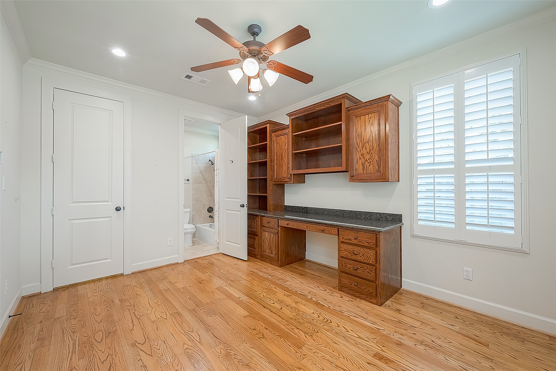 1804 Haddon Street Houston, TX 77019 - Photo 8 of 50