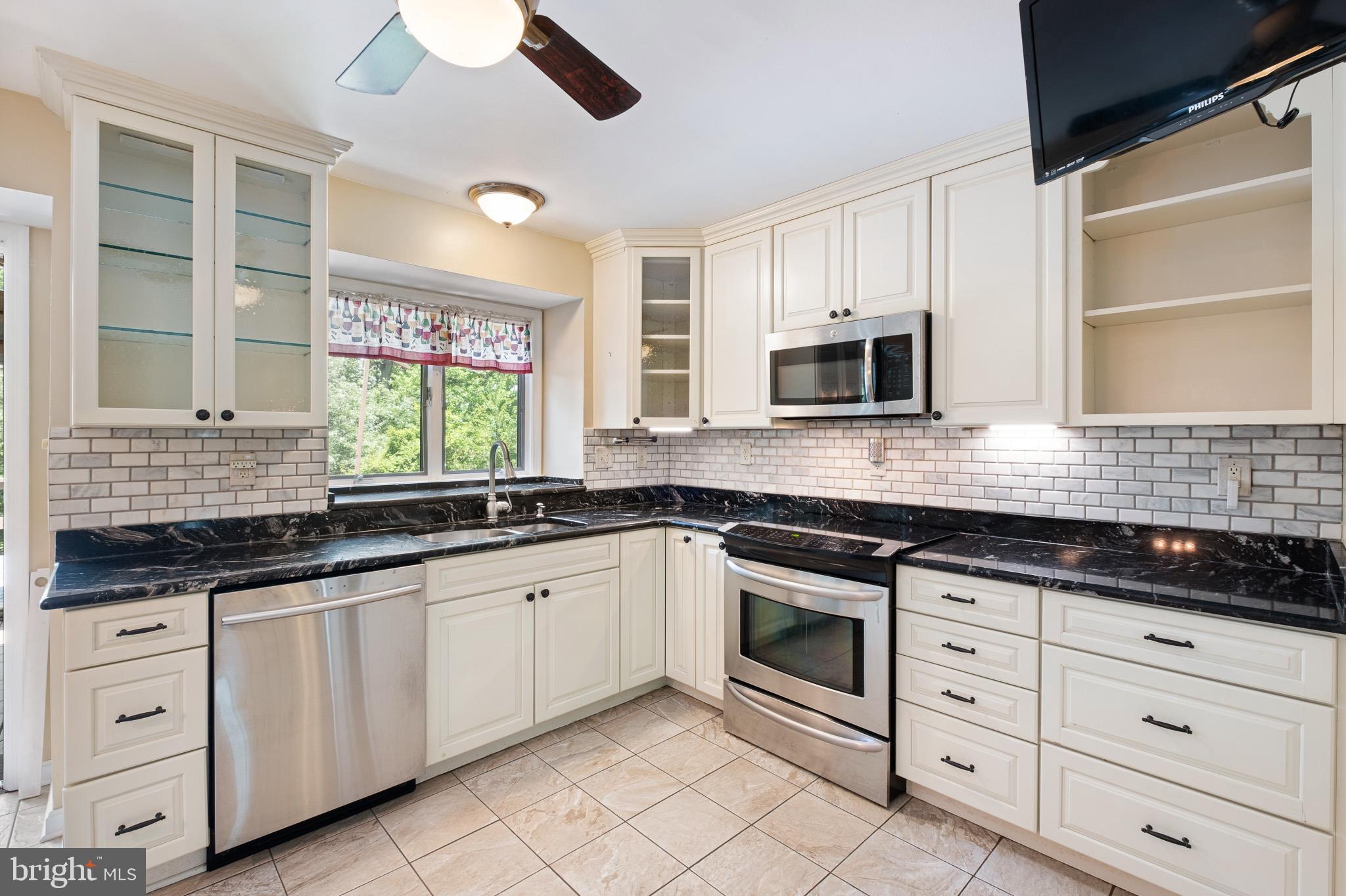 83 Caldwell Road North East, MD 21901 - Photo 6 of 39 Stainless Appliances