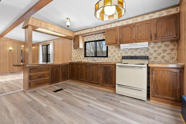 $189,900 | 82 Camp Brook Road, Alstead, NH 03602