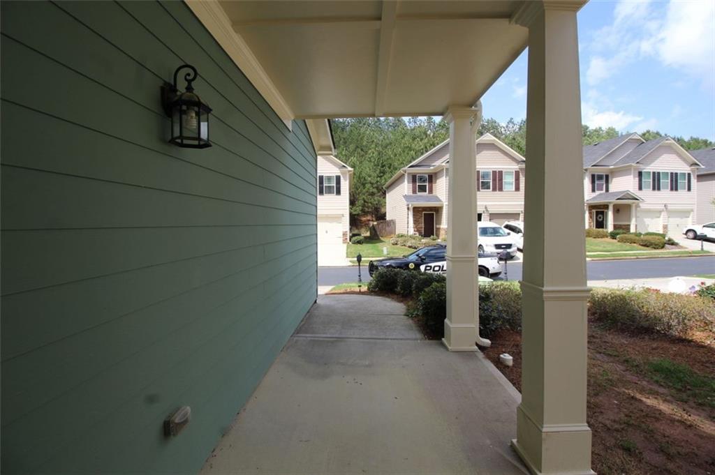 316 Alcovy Way Woodstock, GA 30188 - Photo 3 of 28