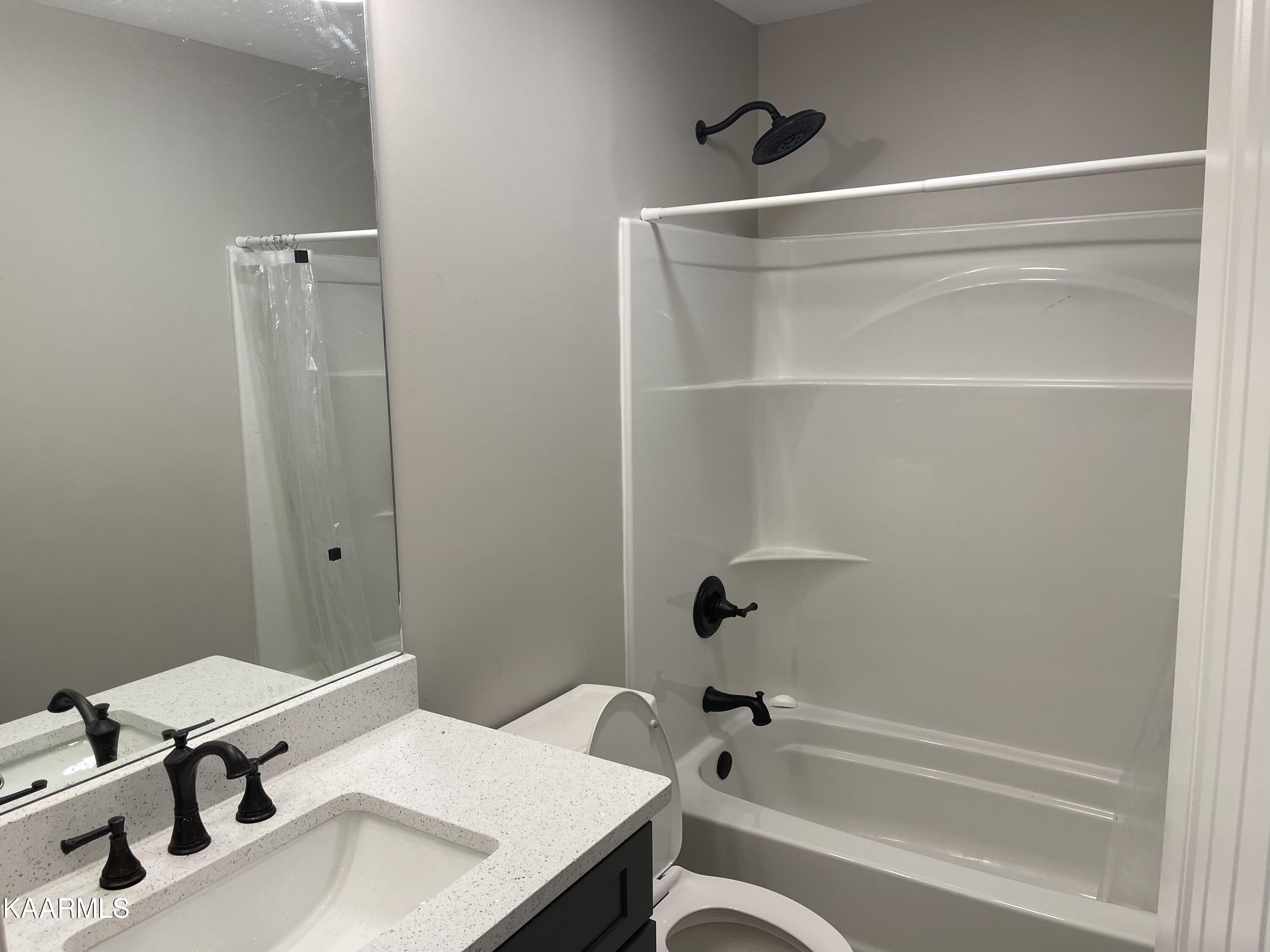 5518 East Emory Road Knoxville, TN 37918 - Photo 11 of 33 2022-05-24 12.12.08