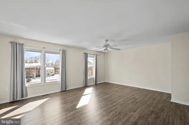 $397,500 | 7614 Jordon Hollow Court, Manassas, VA 20109