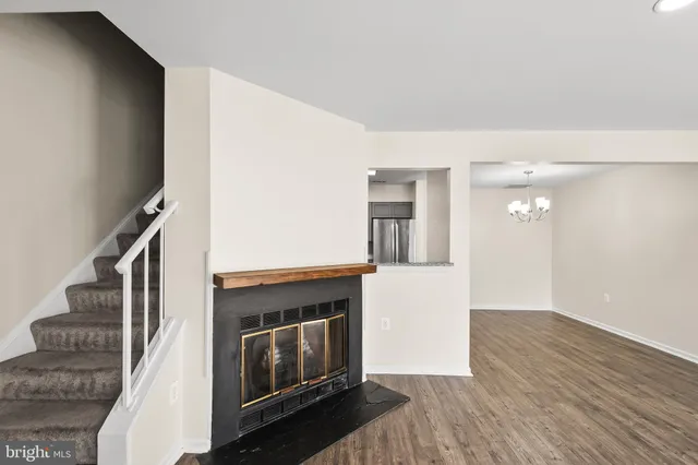 $397,500 | 7614 Jordon Hollow Court, Manassas, VA 20109