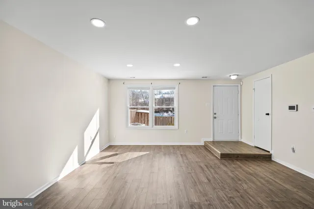 $397,500 | 7614 Jordon Hollow Court, Manassas, VA 20109