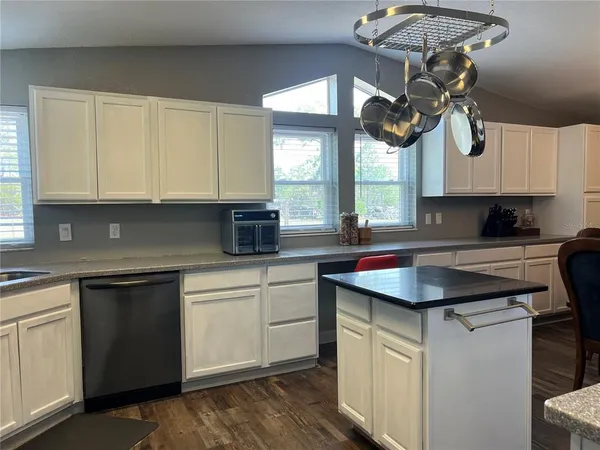 $369,900 | 5351 Northeast 121st Terrace, Williston, FL 32696