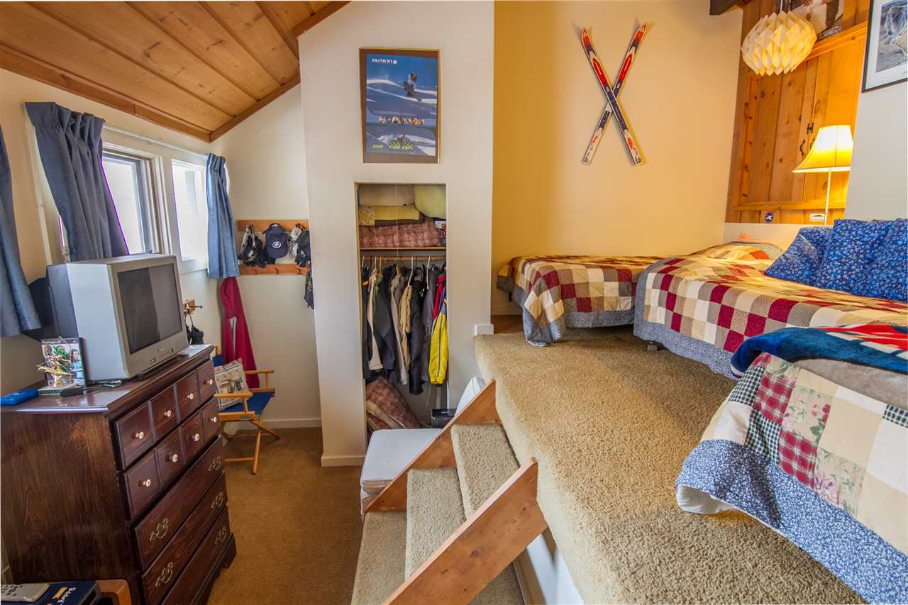 5 Beech Road, Unit 3 Lincoln, NH 03251 - Photo 9 of 14