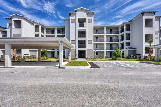 $2,500 | 12320 Wellen Golf Street, Unit 105, Venice, FL 34293
