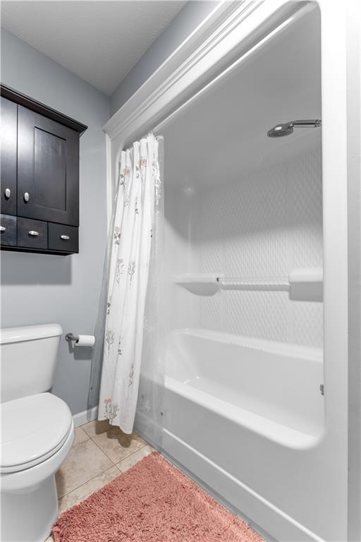 147 Lindley Road Canonsburg, PA 15317 - Photo 23 of 35 Bathroom #2