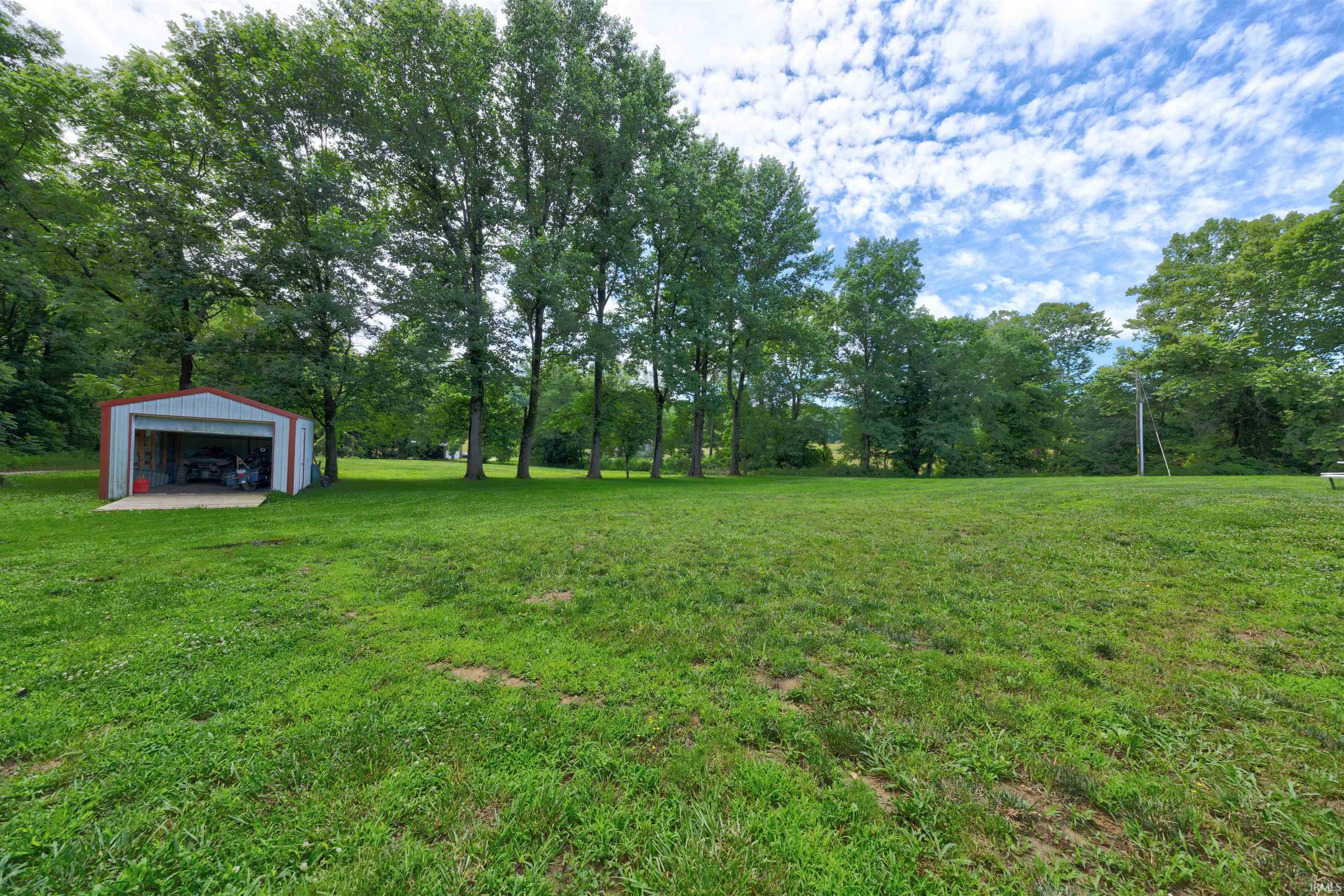 13407 Deer Creek Road Tell City, IN 47586 - Photo 5 of 43