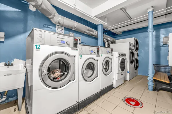 $235,000 | 3 Remsen Road, Unit 2L, Yonkers, NY 10710