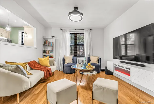 $235,000 | 3 Remsen Road, Unit 2L, Yonkers, NY 10710
