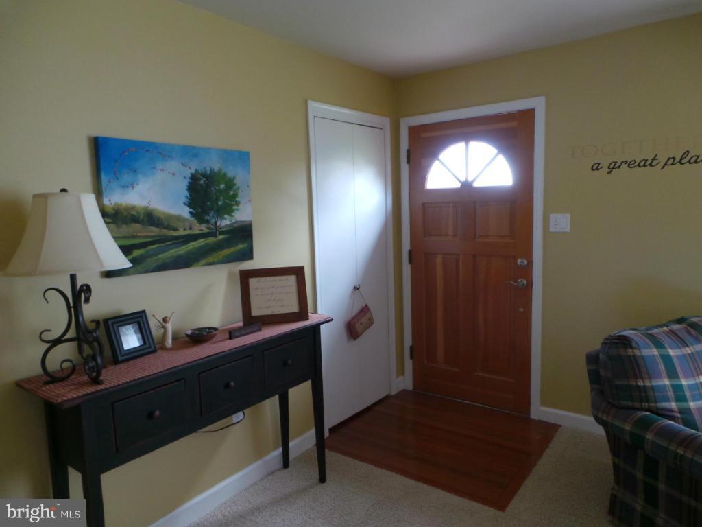 1760 Eppinger Road Berkeley Springs, WV 25411 - Photo 14 of 30 Living Room