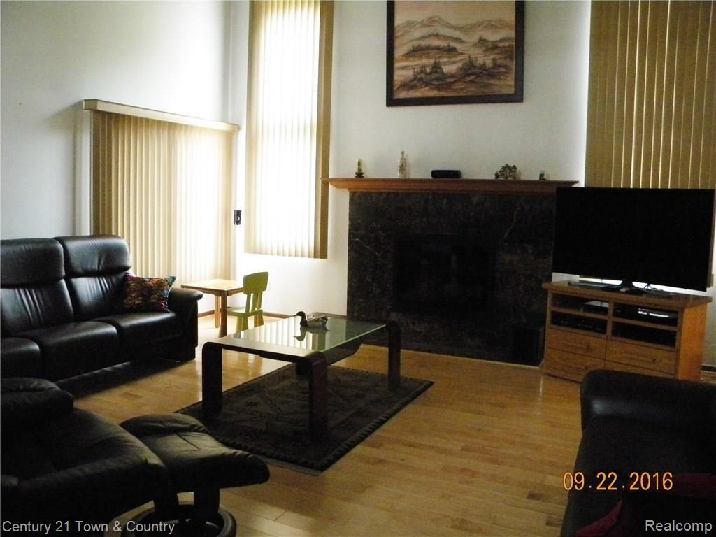 1252 Bembridge Drive Rochester, MI 48307 - Photo 21 of 42 DSCN6225.JPG