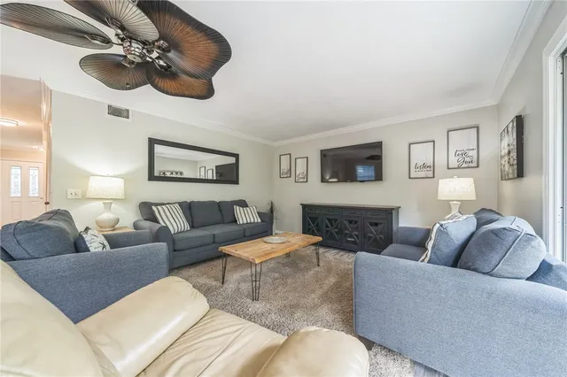 $2,250 | 6350 River Run Drive, Unit D2, Sebastian, FL 32958