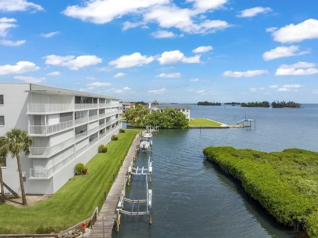 $2,250 | 6350 River Run Drive, Unit D2, Sebastian, FL 32958