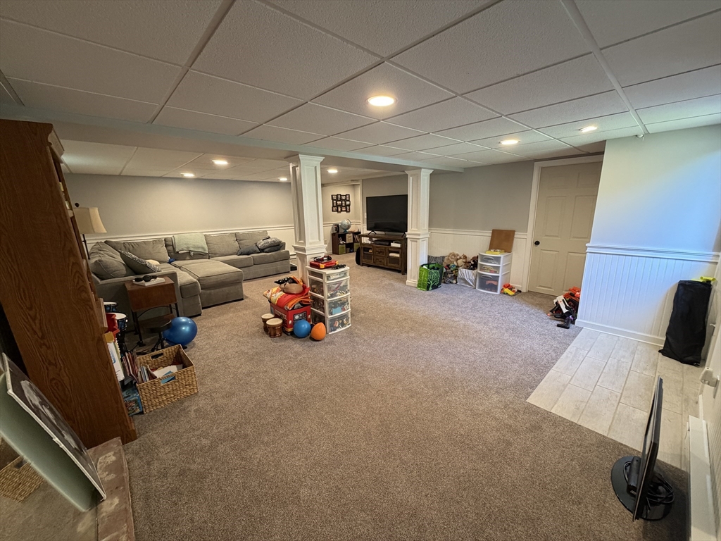 4 Robertson Road Auburn, MA 01501 - Photo 15 of 32 Gallery Image 15