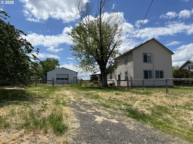 $299,900 | 520 Northeast 4th Street, Pilot Rock, OR 97868