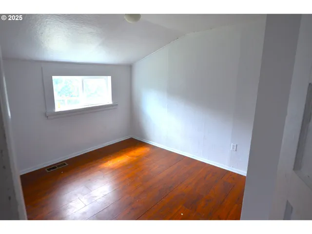 $299,900 | 520 Northeast 4th Street, Pilot Rock, OR 97868