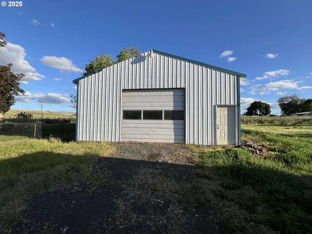 $299,900 | 520 Northeast 4th Street, Pilot Rock, OR 97868