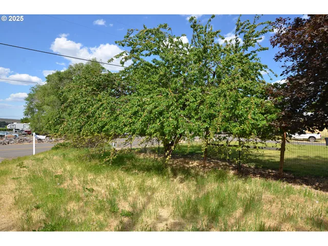 $299,900 | 520 Northeast 4th Street, Pilot Rock, OR 97868