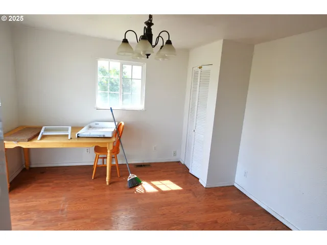 $299,900 | 520 Northeast 4th Street, Pilot Rock, OR 97868