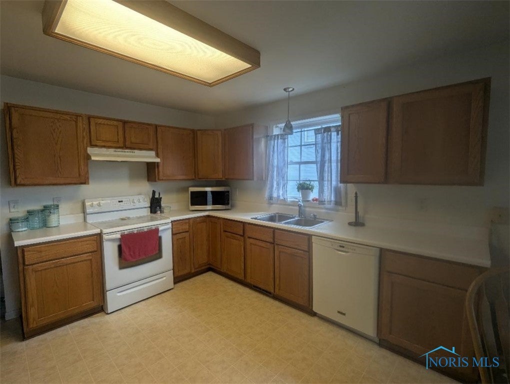 318 Rudolph Road North Baltimore, OH 45872 - Photo 4 of 20 kitchen
