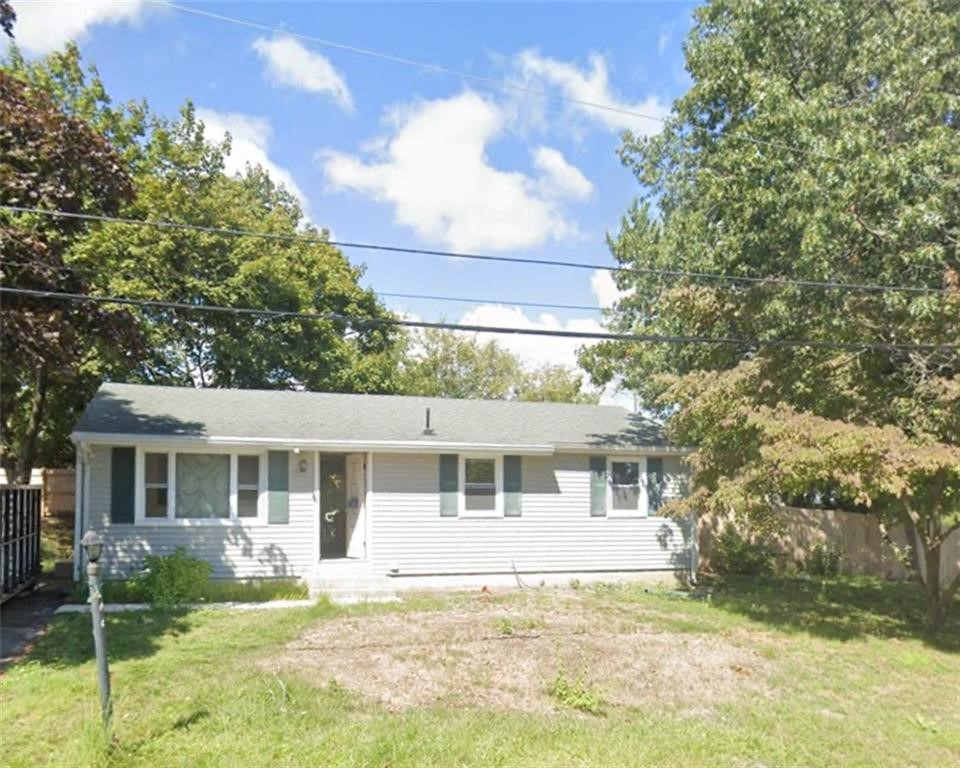 7 Michigan Avenue Warwick, RI 02888 - Photo 2 of 19