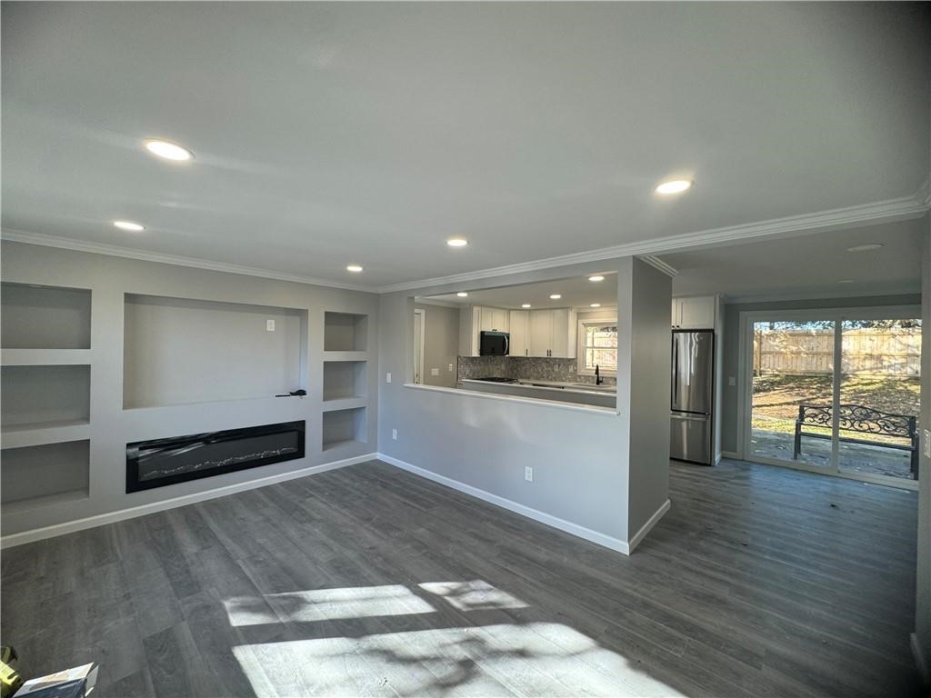 7 Michigan Avenue Warwick, RI 02888 - Photo 3 of 19