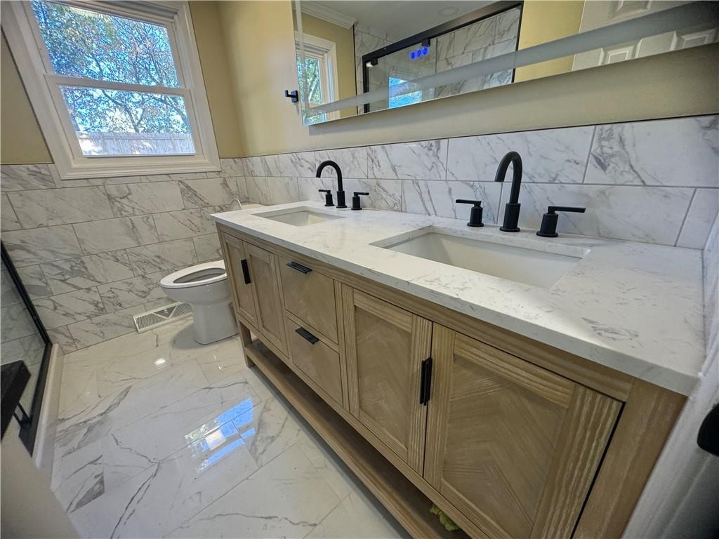 7 Michigan Avenue Warwick, RI 02888 - Photo 8 of 19