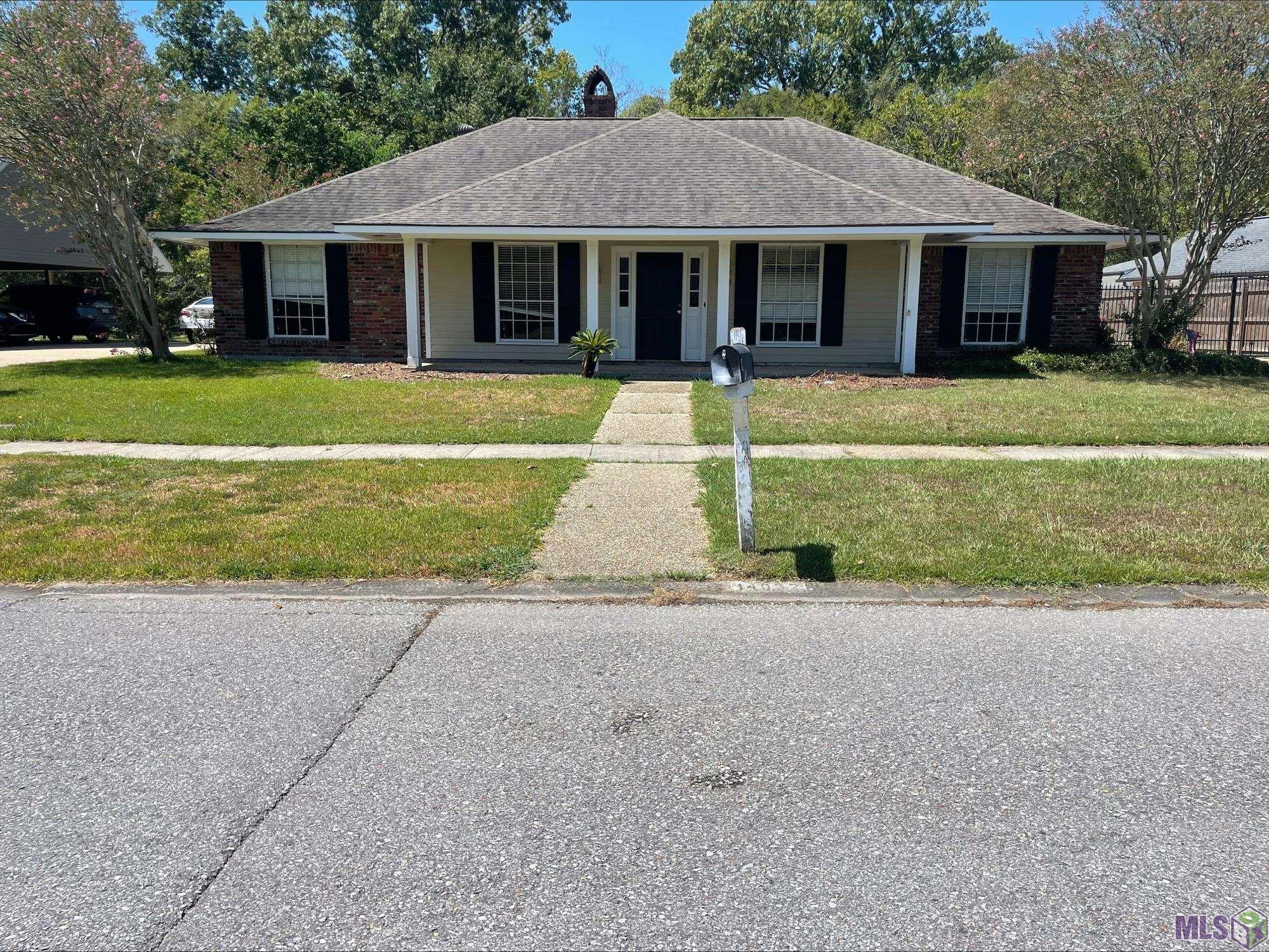 14062 Woodland Ridge Avenue Baton Rouge, LA 70816 - Photo 1 of 24