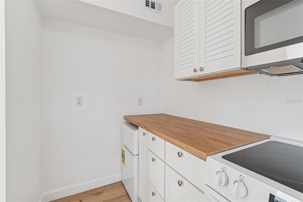 2411 Bay Boulevard, Unit 3 Indian Rocks Beach, FL 33785 - Photo 16 of 65