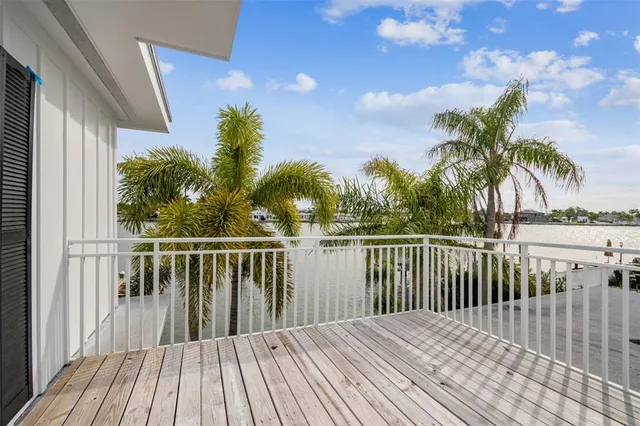 $1,850 | 2411 Bay Boulevard, Unit 3, Indian Rocks Beach, FL 33785