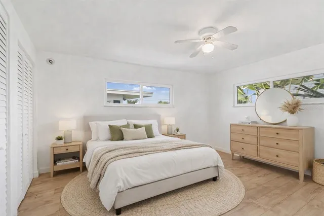 $1,850 | 2411 Bay Boulevard, Unit 3, Indian Rocks Beach, FL 33785