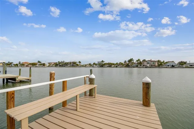 $1,850 | 2411 Bay Boulevard, Unit 3, Indian Rocks Beach, FL 33785