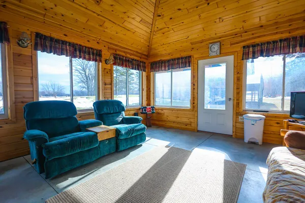 $900,000 | 35918 410th Avenue Southeast, Fosston, MN 56542