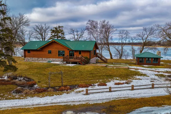 $900,000 | 35918 410th Avenue Southeast, Fosston, MN 56542