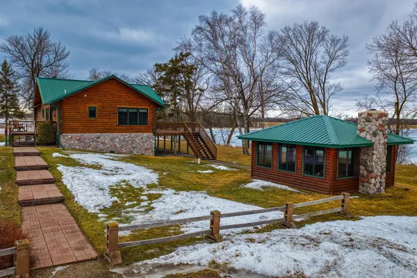 $900,000 | 35918 410th Avenue Southeast, Fosston, MN 56542