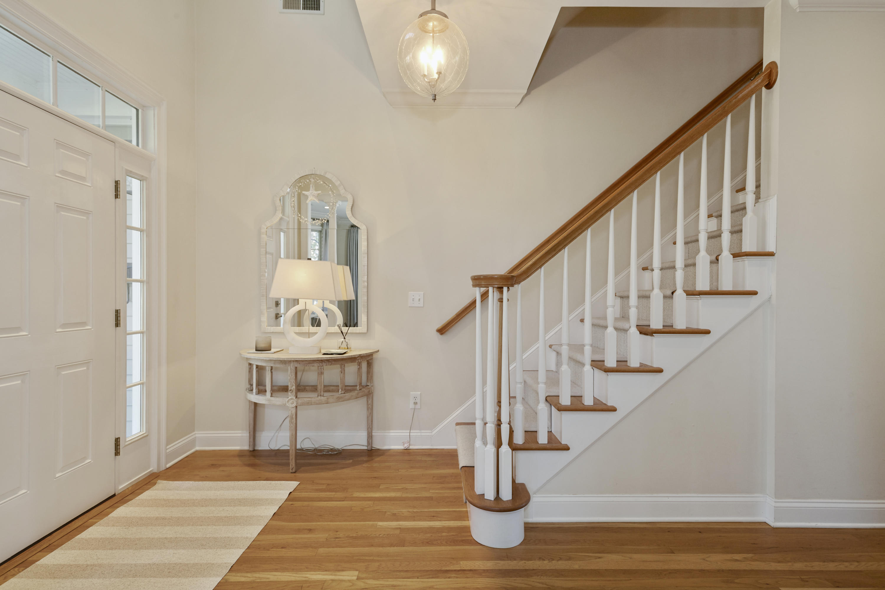 14 Richmond Road Rowayton, CT 06853 - Photo 2 of 28 a view of entryway and hall with wooden floor