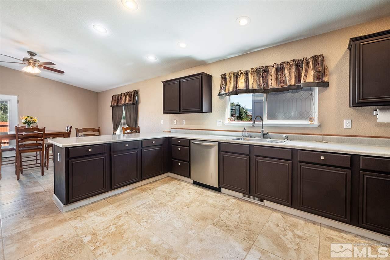 18132 Cedar View Drive Reno, NV 89508 - Photo 4 of 16 Photo 4