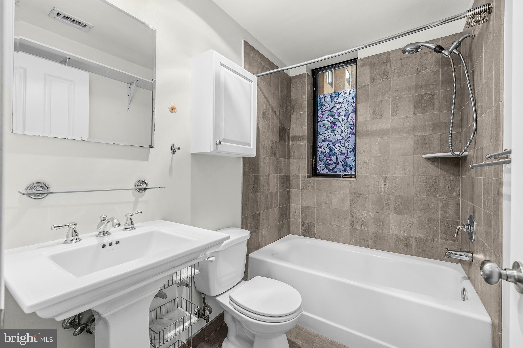 1701 16th Street Northwest, Unit 321 Washington, DC 20009 - Photo 16 of 35