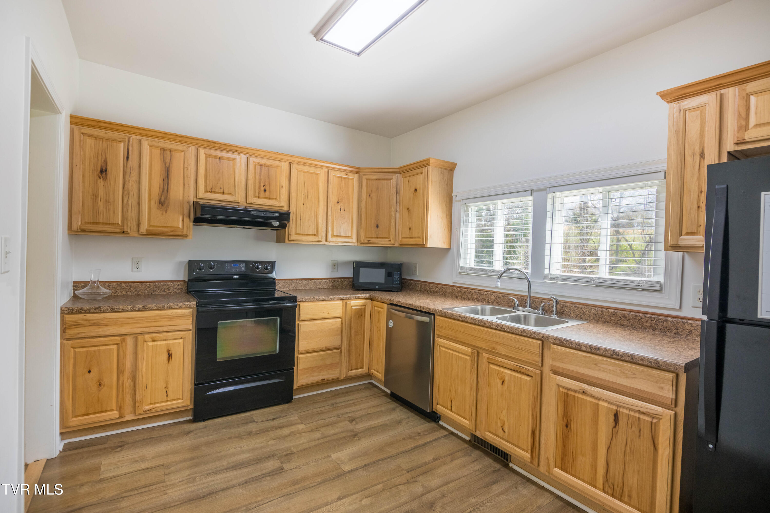 2200 Sunnyside Road Greeneville, TN 37743 - Photo 15 of 36 087A0478-HDR