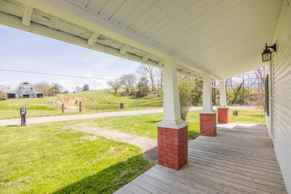 $399,900 | 2200 Sunnyside Road, Greeneville, TN 37743