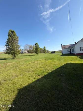 $399,900 | 2200 Sunnyside Road, Greeneville, TN 37743