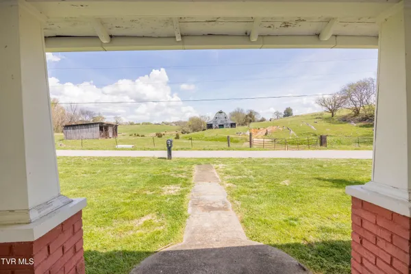 $399,900 | 2200 Sunnyside Road, Greeneville, TN 37743