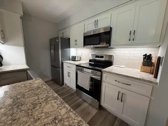 $410,000 | 101 Bridges Circle, Unit BRIDGES 101, Warren, VT 05674