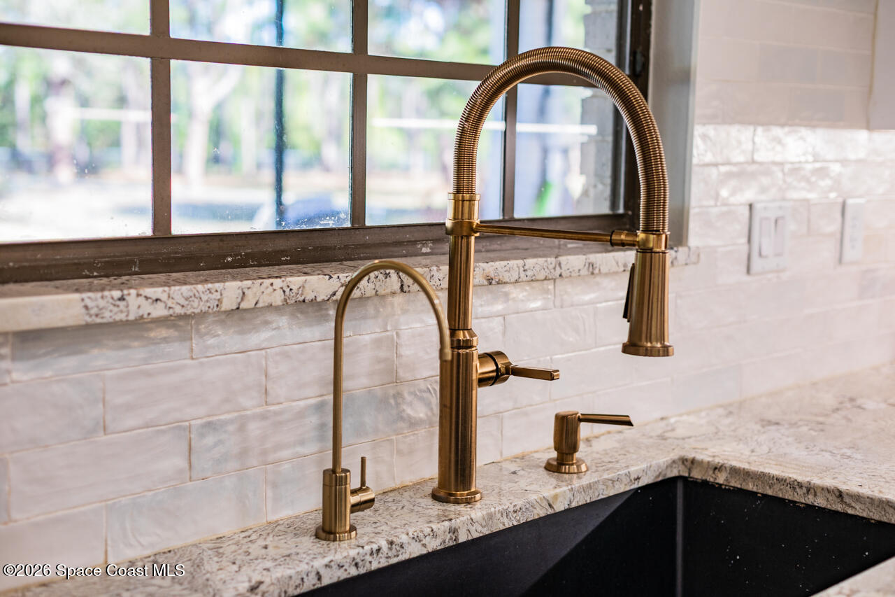 2780 Pomello Road Malabar, FL 32950 - Photo 17 of 79 1 of 2 sinks