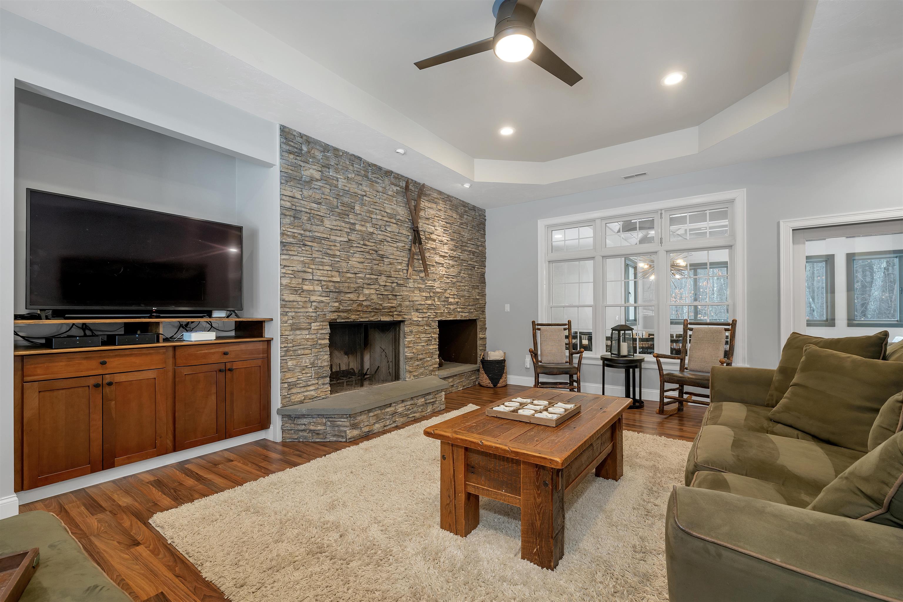 41 Regis Road Laconia, NH 03246 - Photo 12 of 42